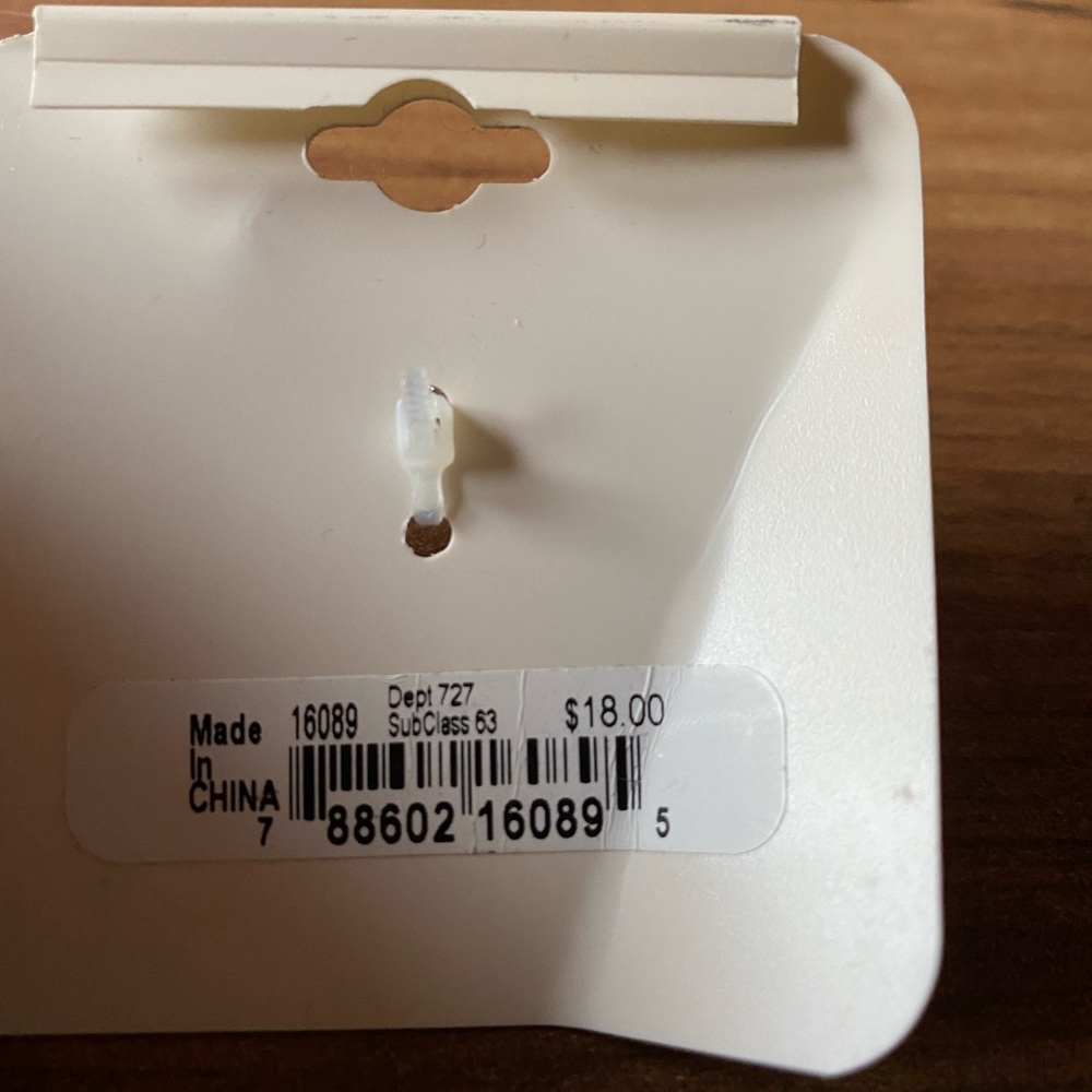 Skinny mini bow ring - Picture 3 of 3